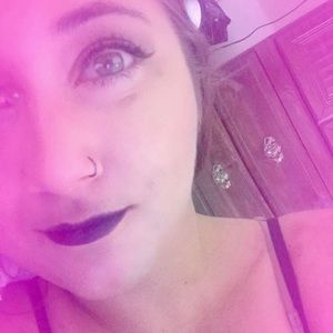 Meet your Posher, Kaitlyn